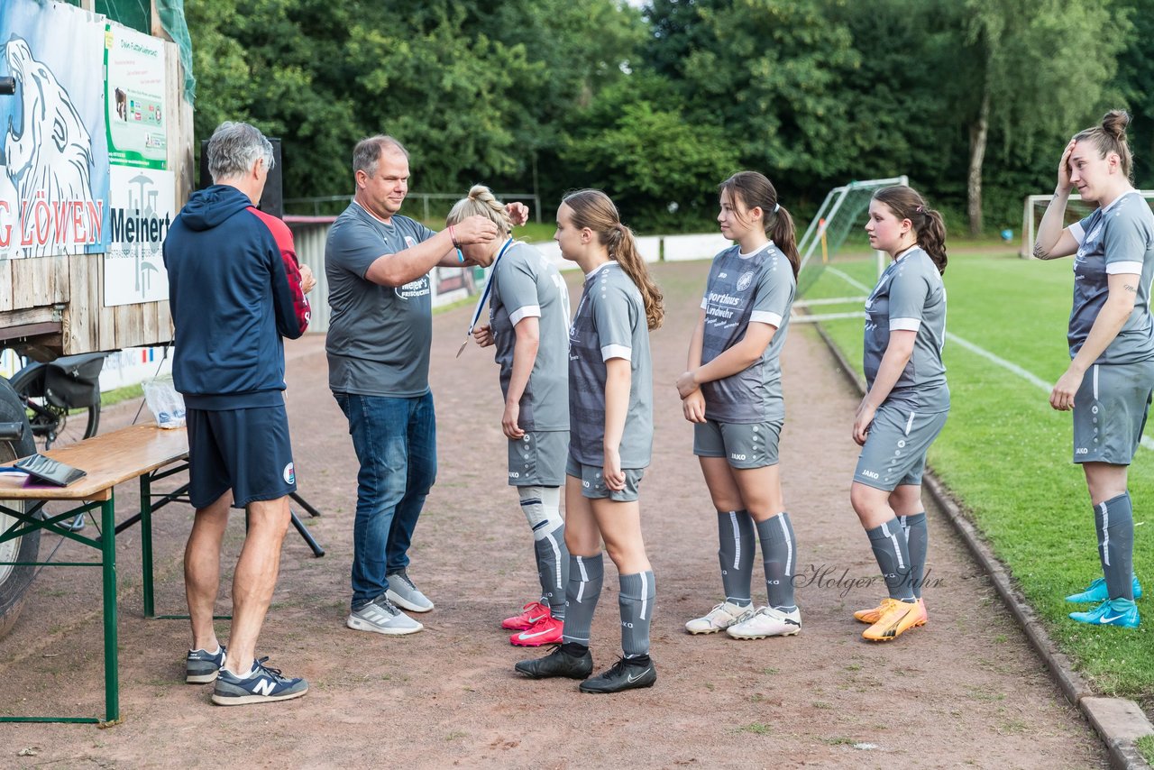 Bild 90 - Loewinnen Cup